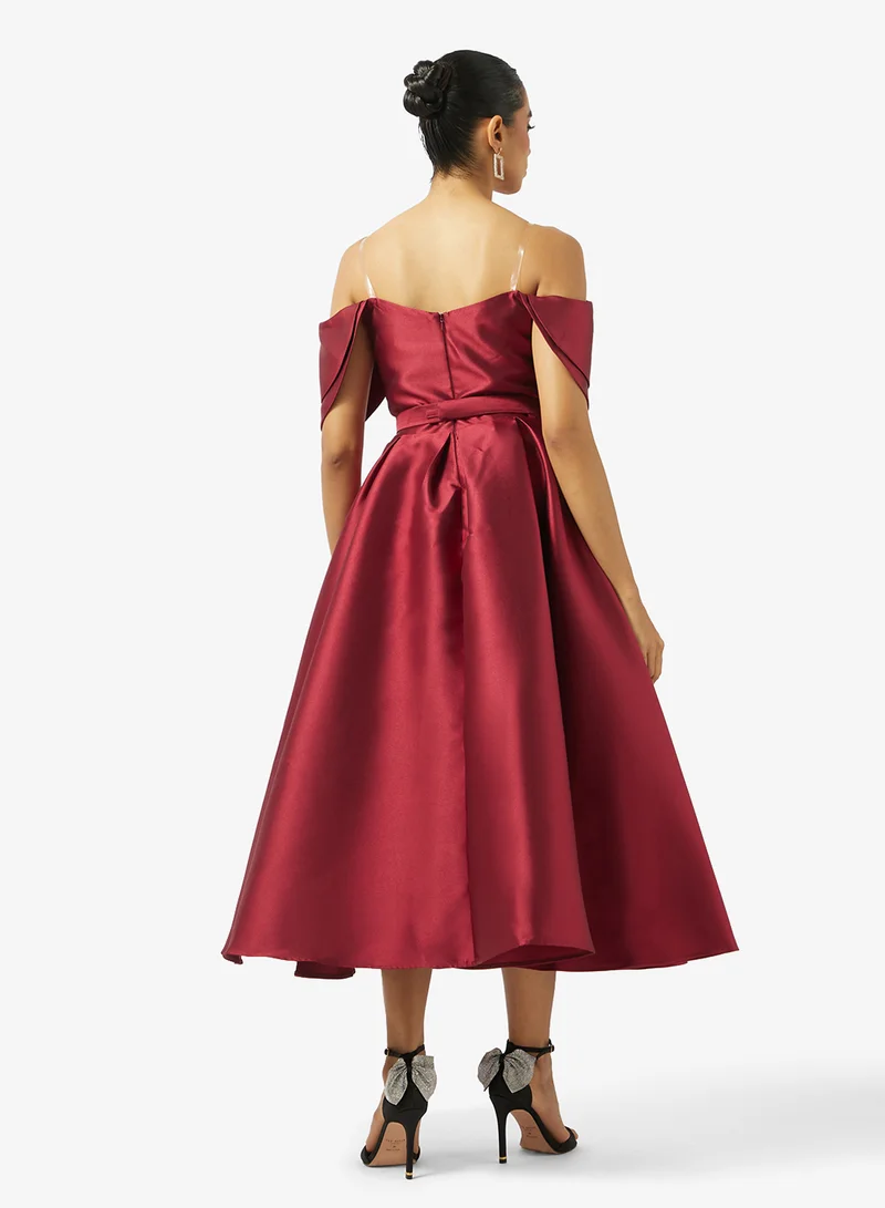 اكاديا فاشن فستان تافتا بياقة مكشكشة بدون تنورة